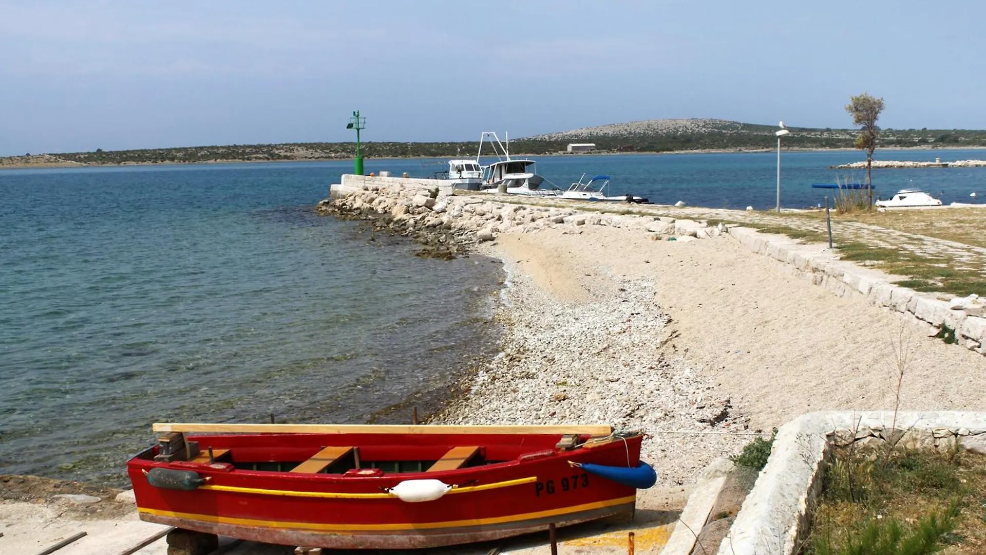 בית נופש הוילה פג Secluded House With A Swimming Pool Kosljun, Pag - 22238 קרואטיה